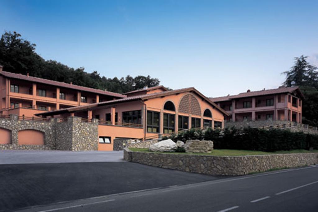 Meridiana Country Hotel Calenzano Esterno foto