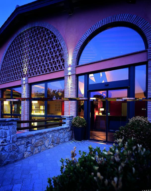 Meridiana Country Hotel Calenzano Esterno foto
